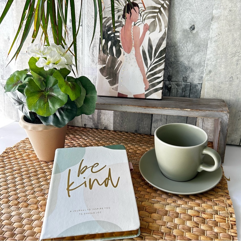 🌴’Be Kind’ | A Journal To Inspire You To Spread Joy | NWOT
